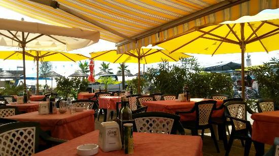 Onda Blu Beach Restaurant